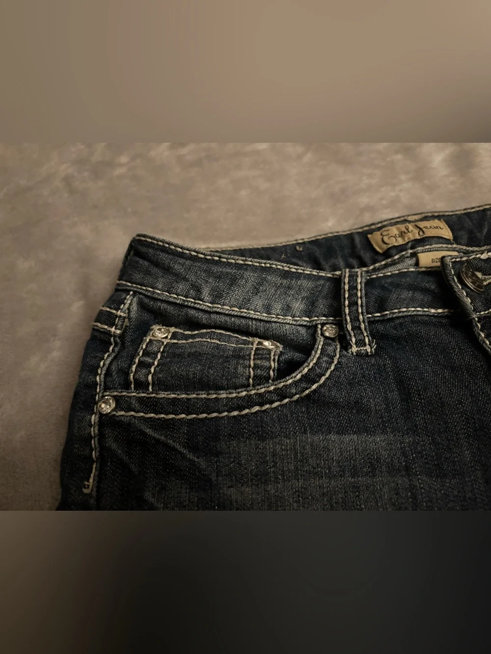 Earl Jean Women’s Dark Wash Blue Denim Shorts Mid Cuffed Studded Sz 2